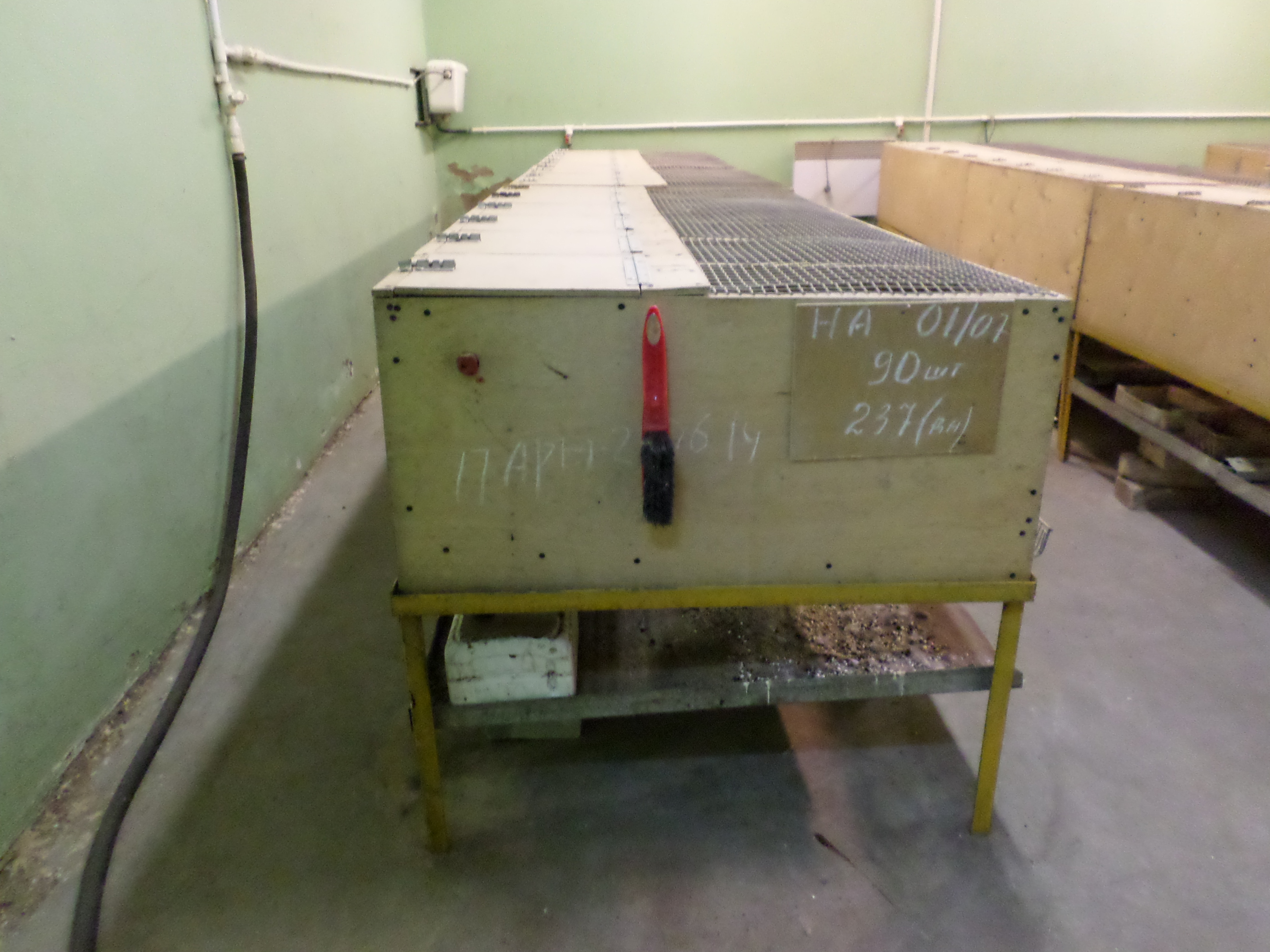 Домики для куропаток с другого ракурса